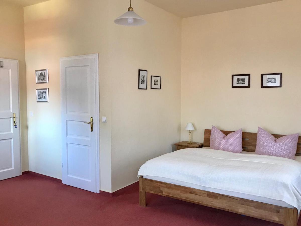 Pension Villa Gisela ไวมาร์ ภายนอก รูปภาพ