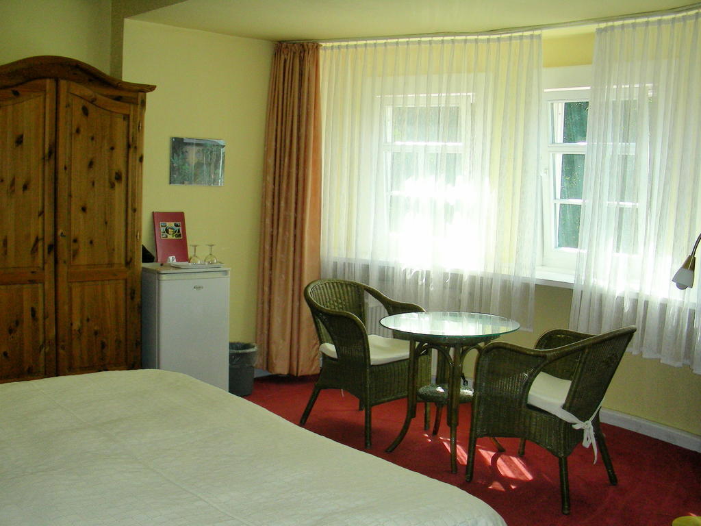 Pension Villa Gisela ไวมาร์ ภายนอก รูปภาพ