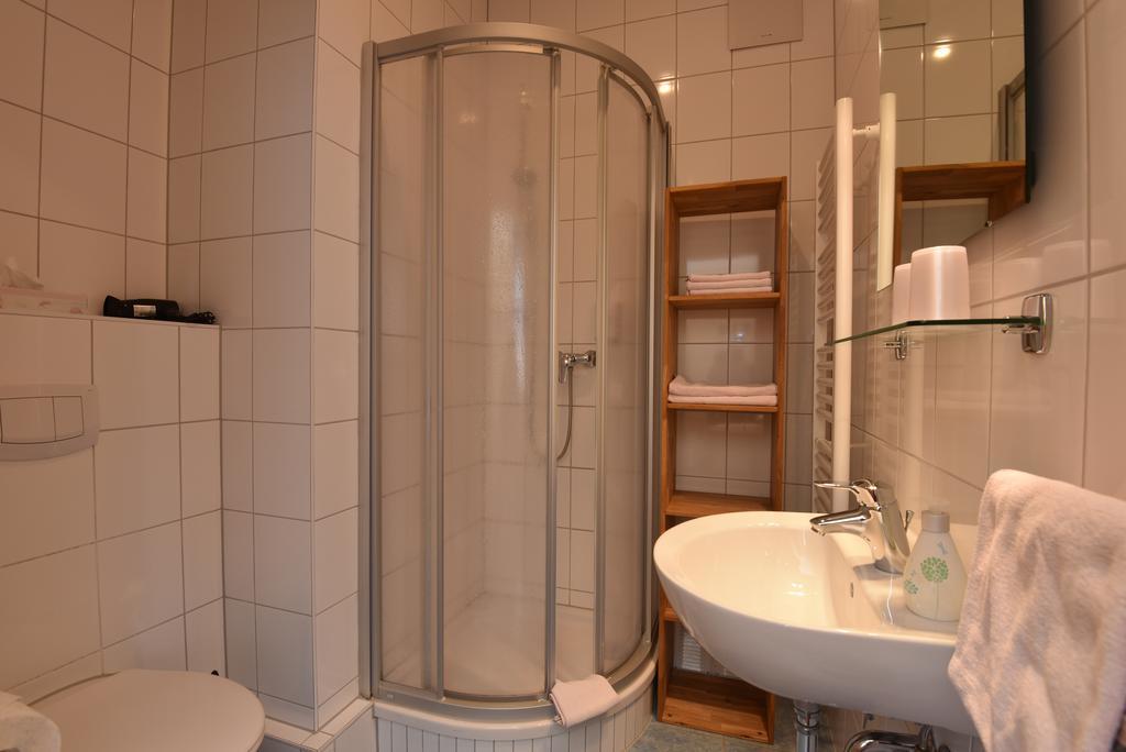 Pension Villa Gisela ไวมาร์ ภายนอก รูปภาพ